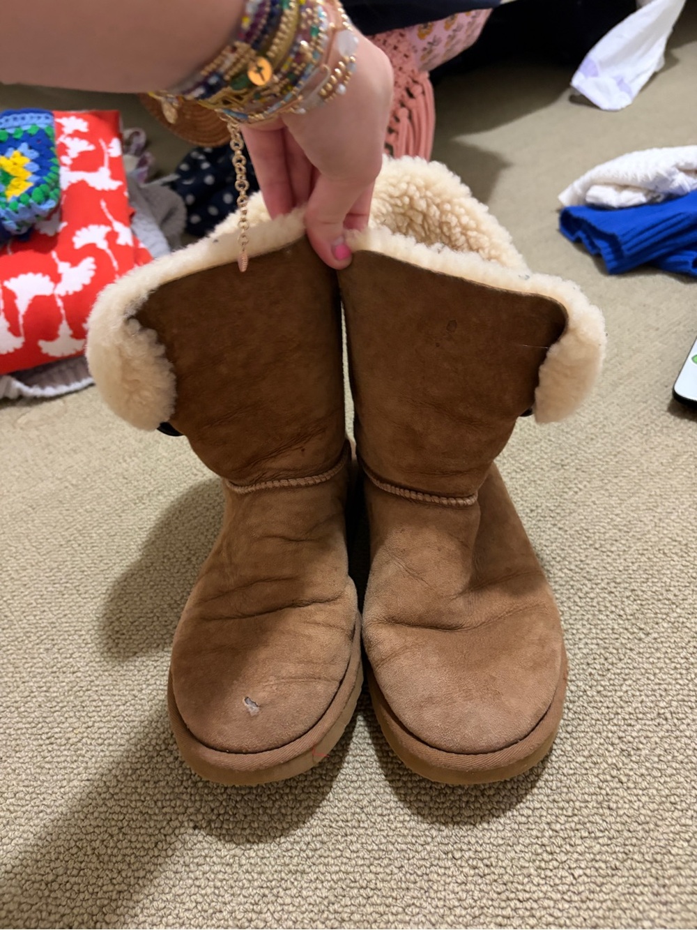*condition shown in pics UGG Chestnut Suede Shearling Cuff Slip-On Boots